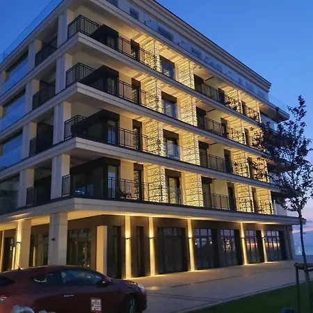 Baltic Infinity 529 - & Pool Access * Międzyzdroje